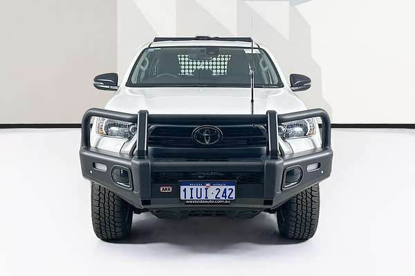 2024 Toyota HILUX SR 48V (4x4) GUN126R 4X4