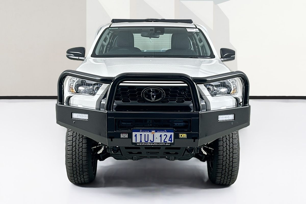 2025 Toyota HILUX SR (4x4) GUN126R RC 4X4