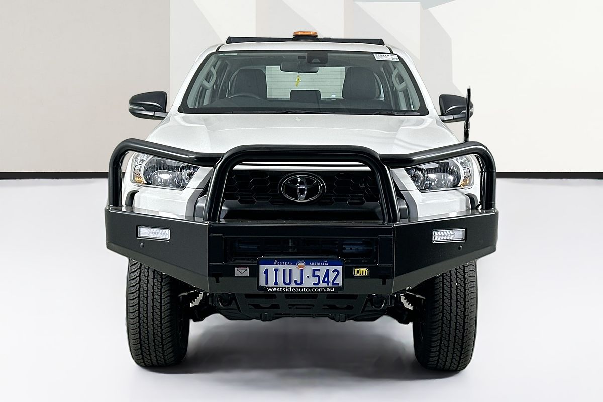 2025 Toyota HILUX SR 48V (4x4) GUN126R RC 4X4