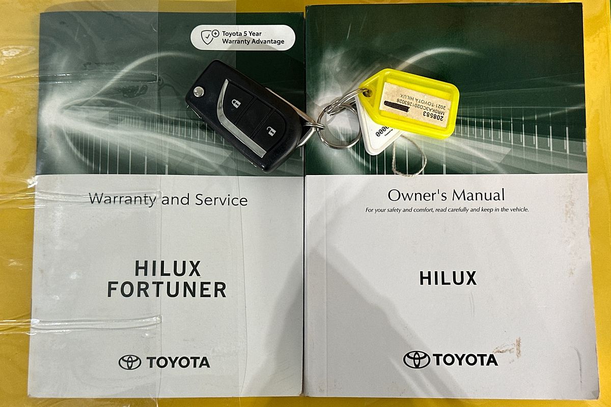 2021 Toyota HILUX SR (4x4) GUN126R FACELIFT 4X4