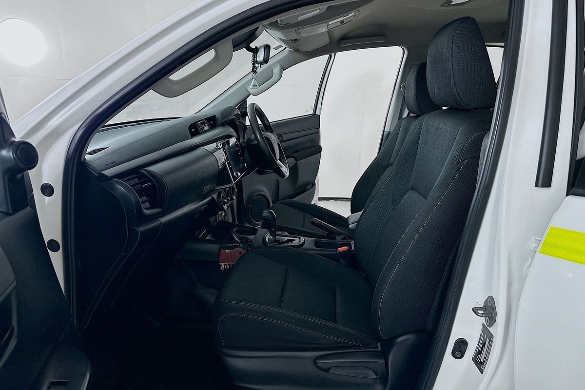 2021 Toyota Hilux SR GUN126R 4X4
