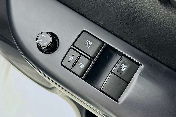 2022 Toyota HILUX WORKMATE (4x2) TGN121R 4x2