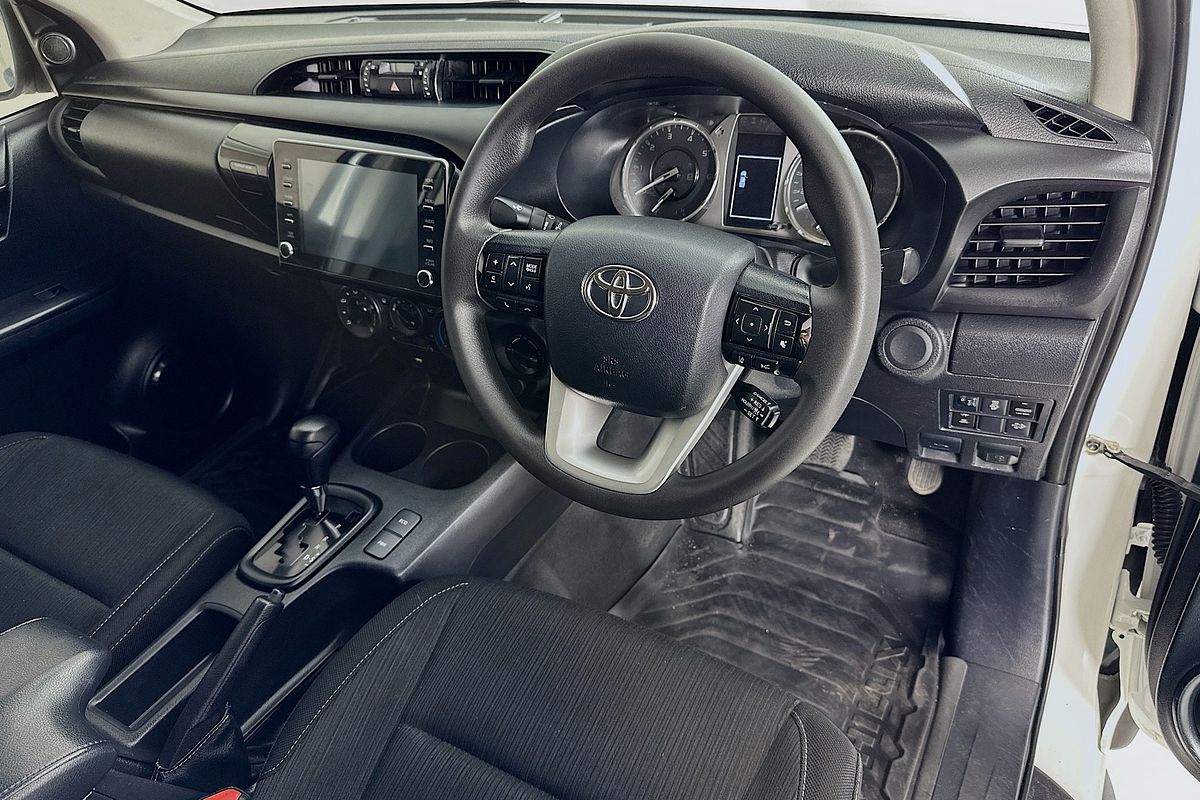 2022 Toyota HILUX SR (4x4) GUN126R 4X4