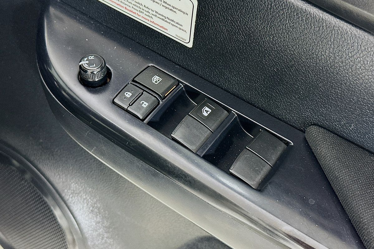 2021 Toyota Hilux SR GUN126R 4X4