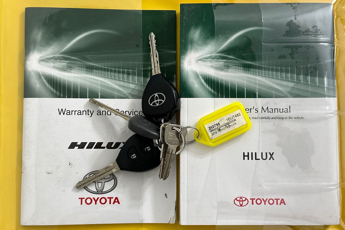 2015 Toyota Hilux SR KUN26R 4X4