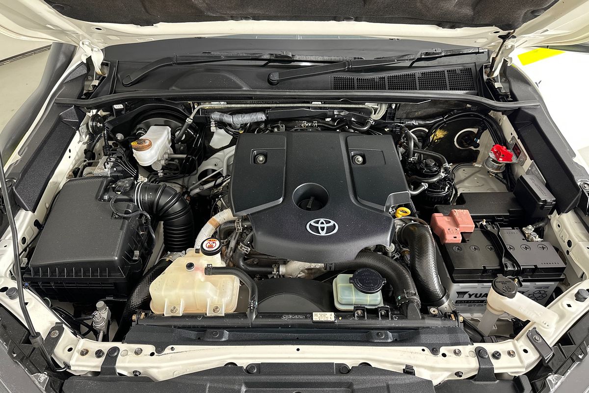 2022 Toyota HILUX SR (4x4) GUN126R 4X4