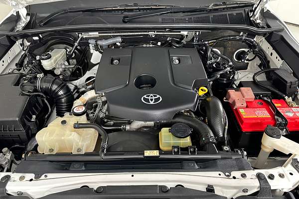 2020 Toyota HILUX SR (4x4) GUN126R MY19 UPGRADE 4X4