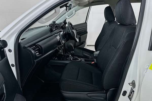2021 Toyota Hilux SR GUN126R 4X4