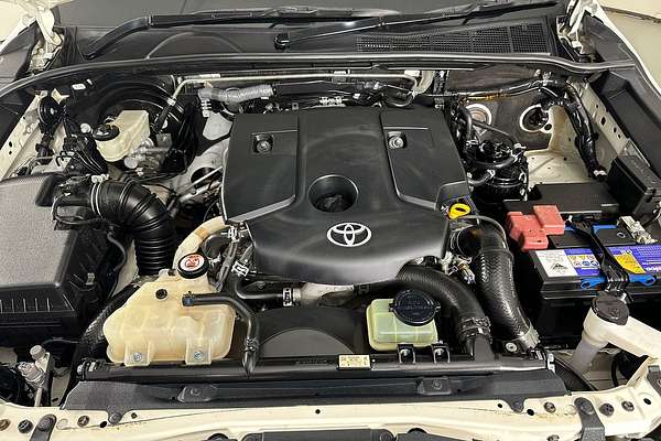 2021 Toyota HILUX SR (4x4) GUN126R 4X4
