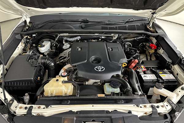 2022 Toyota HILUX SR (4x4) GUN126R 4X4