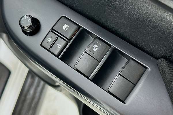 2023 Toyota Hilux SR GUN126R 4X4