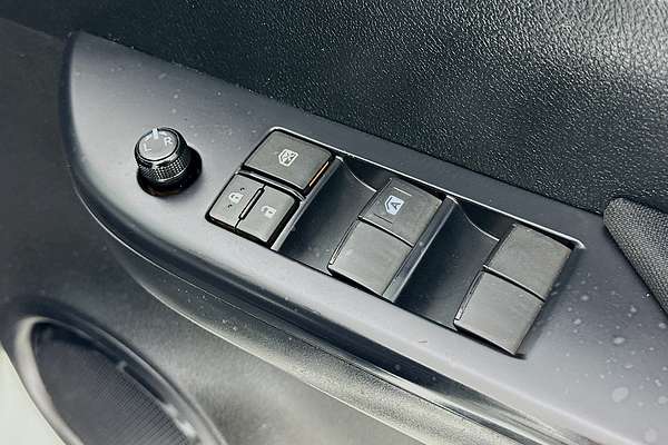 2023 Toyota HILUX SR (4x4) GUN126R 4X4