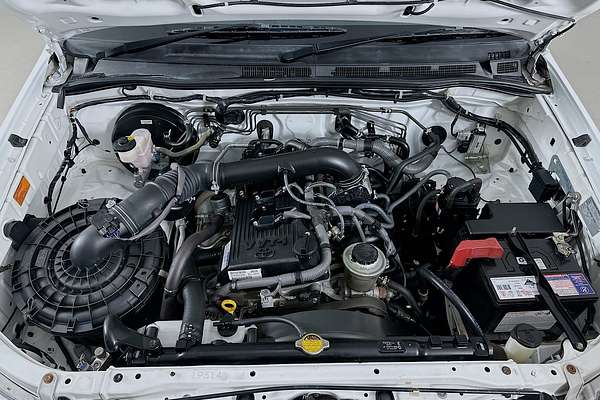 2010 Toyota HILUX WORKMATE TGN16R MY11 UPGRADE REAR WHEEL DRIVE