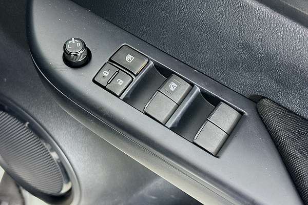 2023 Toyota Hilux SR GUN126R 4X4