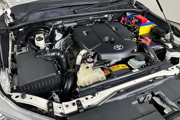 2023 Toyota HILUX SR GUN126R 4X4