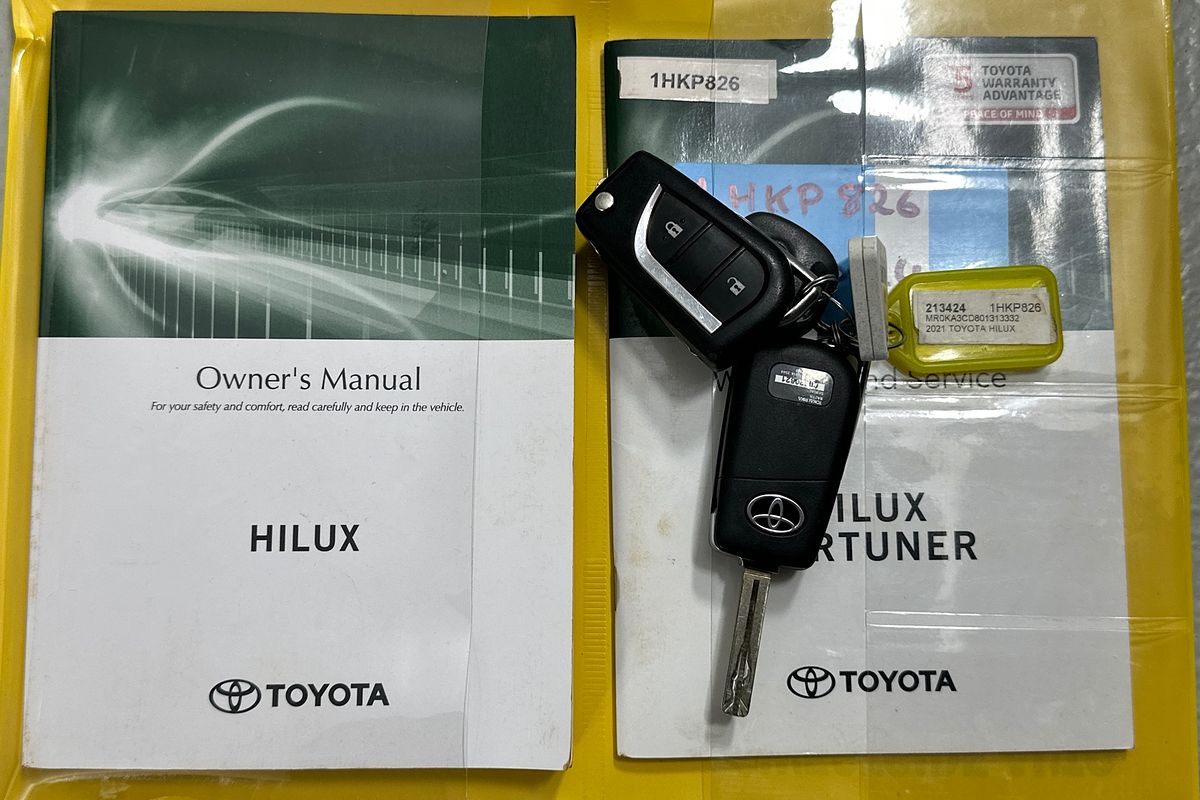 2021 Toyota HILUX SR (4x4) GUN126R FACELIFT 4X4