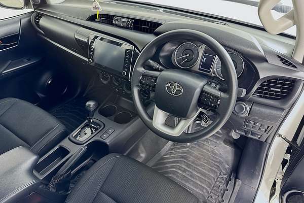 2023 Toyota HILUX SR GUN126R 4X4