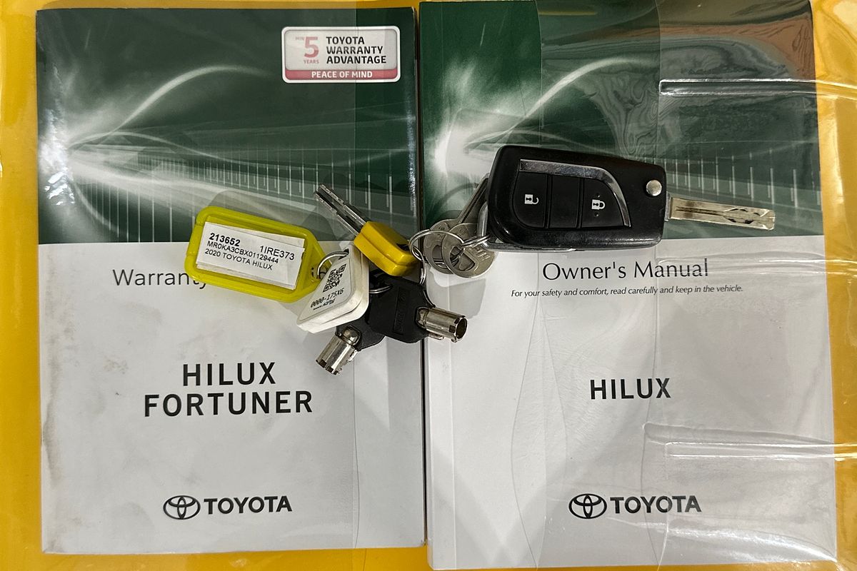 2020 Toyota HILUX SR (4x4) GUN126R MY19 UPGRADE 4X4