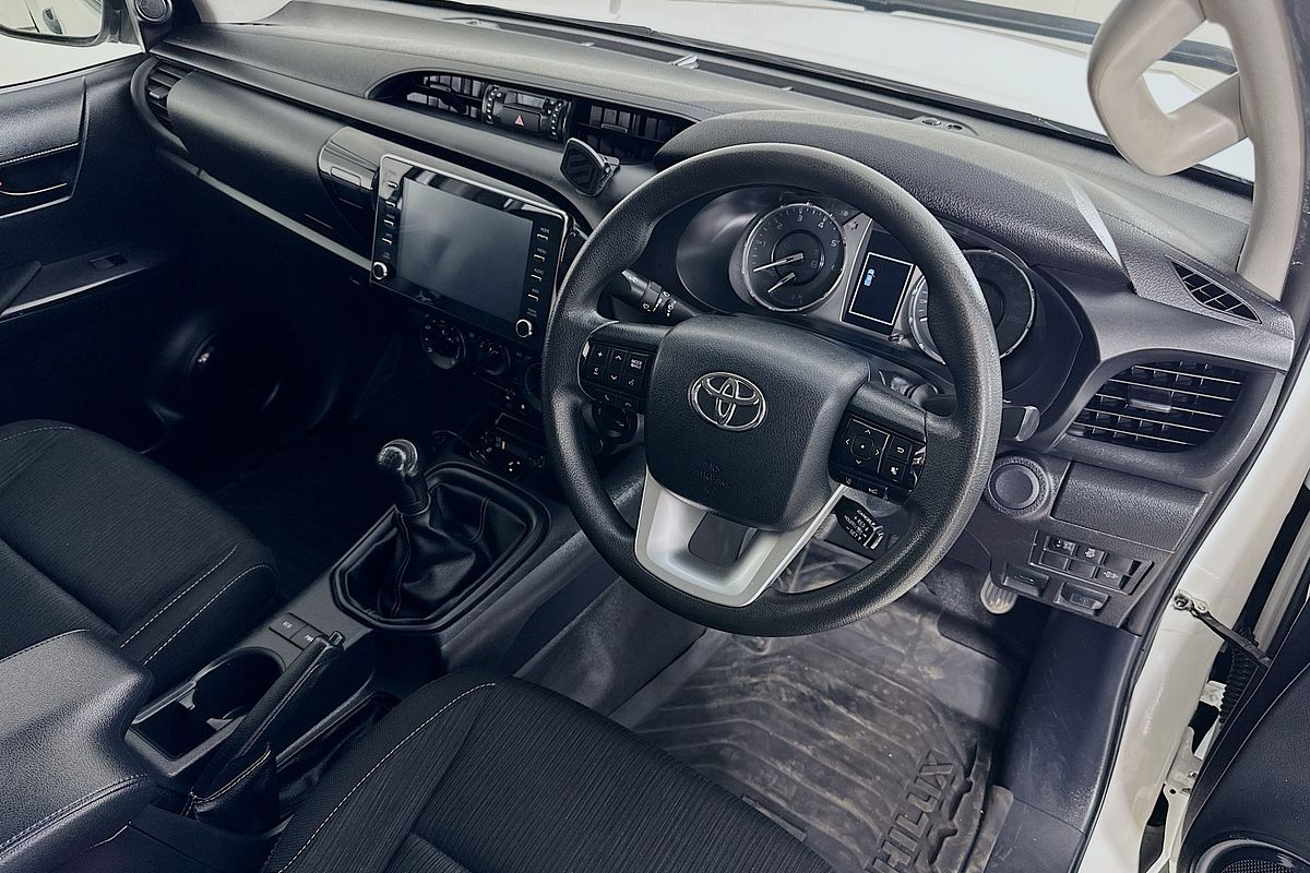 2022 Toyota HILUX SR (4x4) GUN126R 4X4