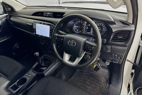 2022 Toyota HILUX SR (4x4) GUN126R 4X4