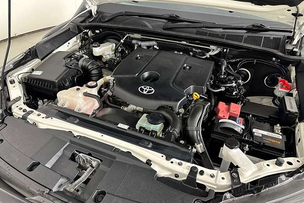 2021 Toyota HILUX SR (4x4) GUN126R FACELIFT 4X4