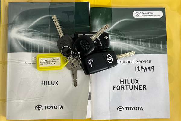 2022 Toyota HILUX SR (4x4) GUN126R 4X4