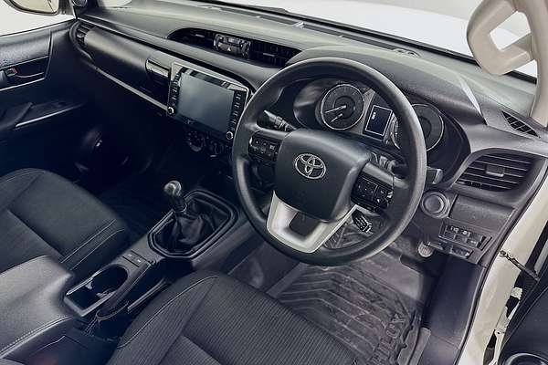 2022 Toyota HILUX SR HI-RIDER (4x2) GUN136R REAR WHEEL DRIVE