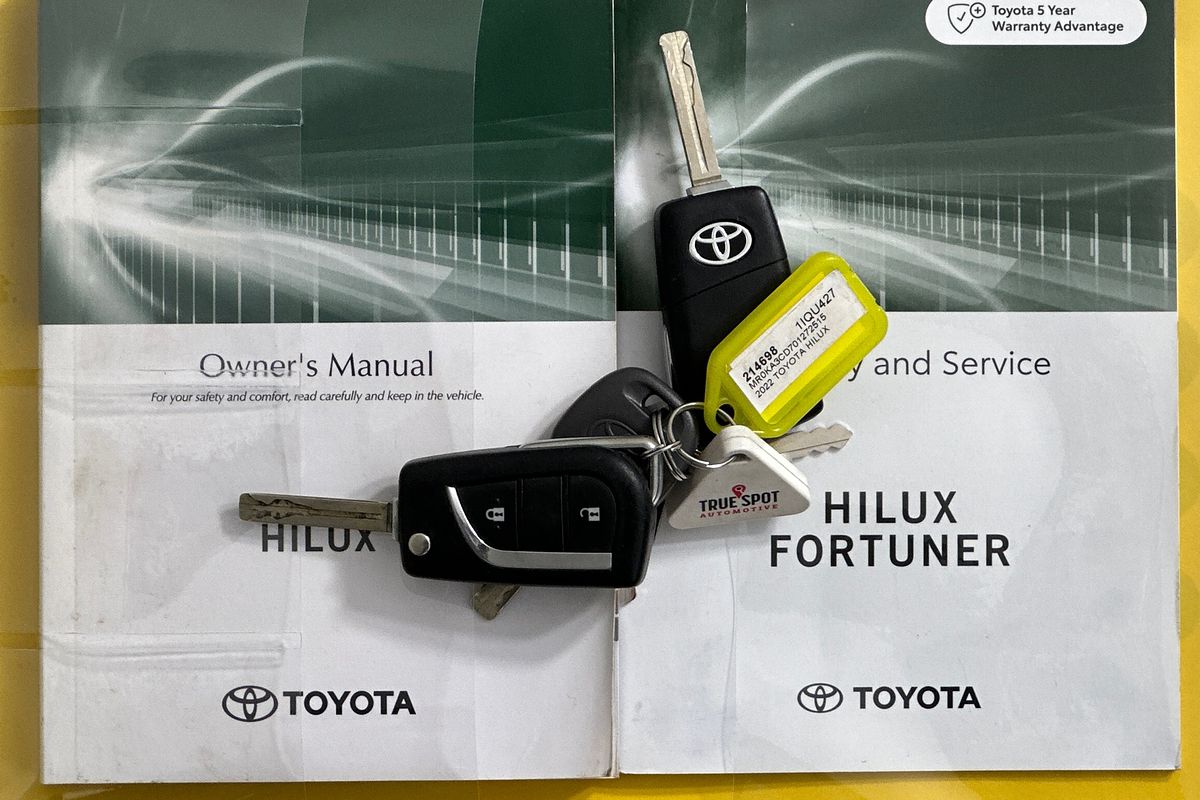 2022 Toyota HILUX SR (4x4) GUN126R 4X4