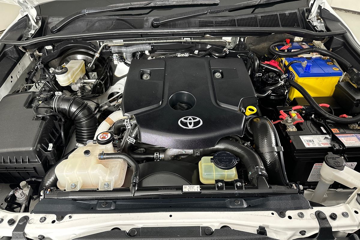 2018 Toyota Hilux SR (4x4) GUN126R MY19 4X4