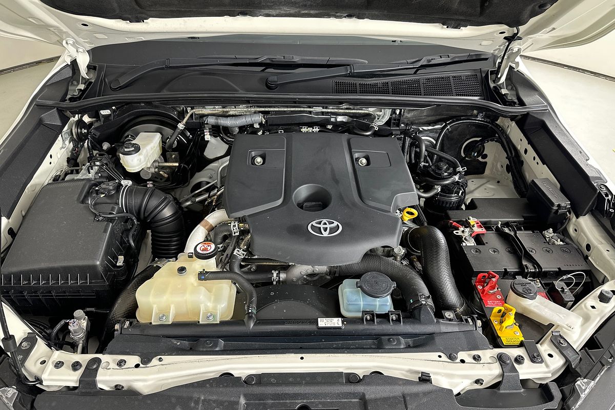 2023 Toyota HILUX SR (4x4) GUN126R 4X4