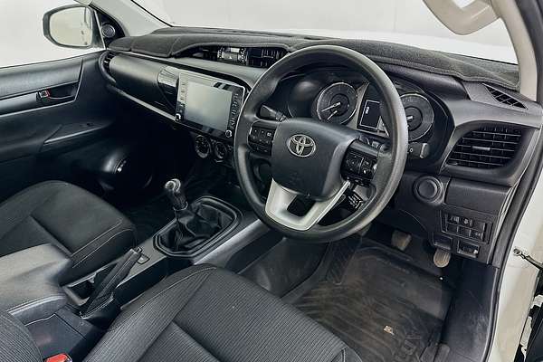 2022 Toyota HILUX SR HI-RIDER (4x2) GUN136R REAR WHEEL DRIVE