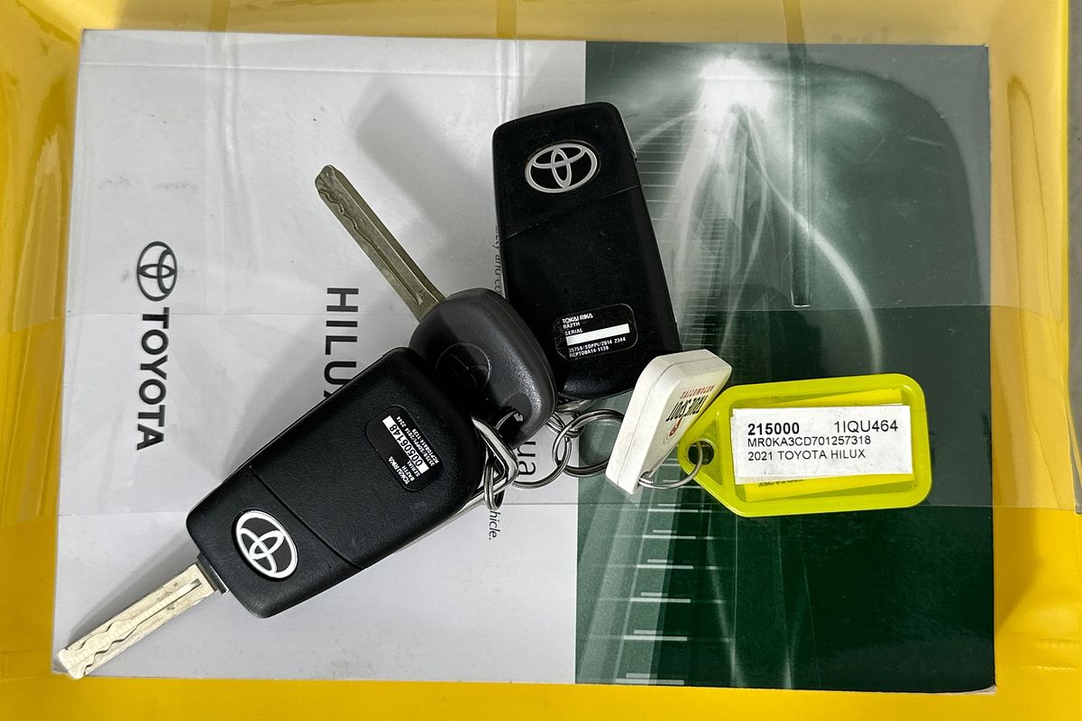 2021 Toyota HILUX SR (4x4) GUN126R 4X4