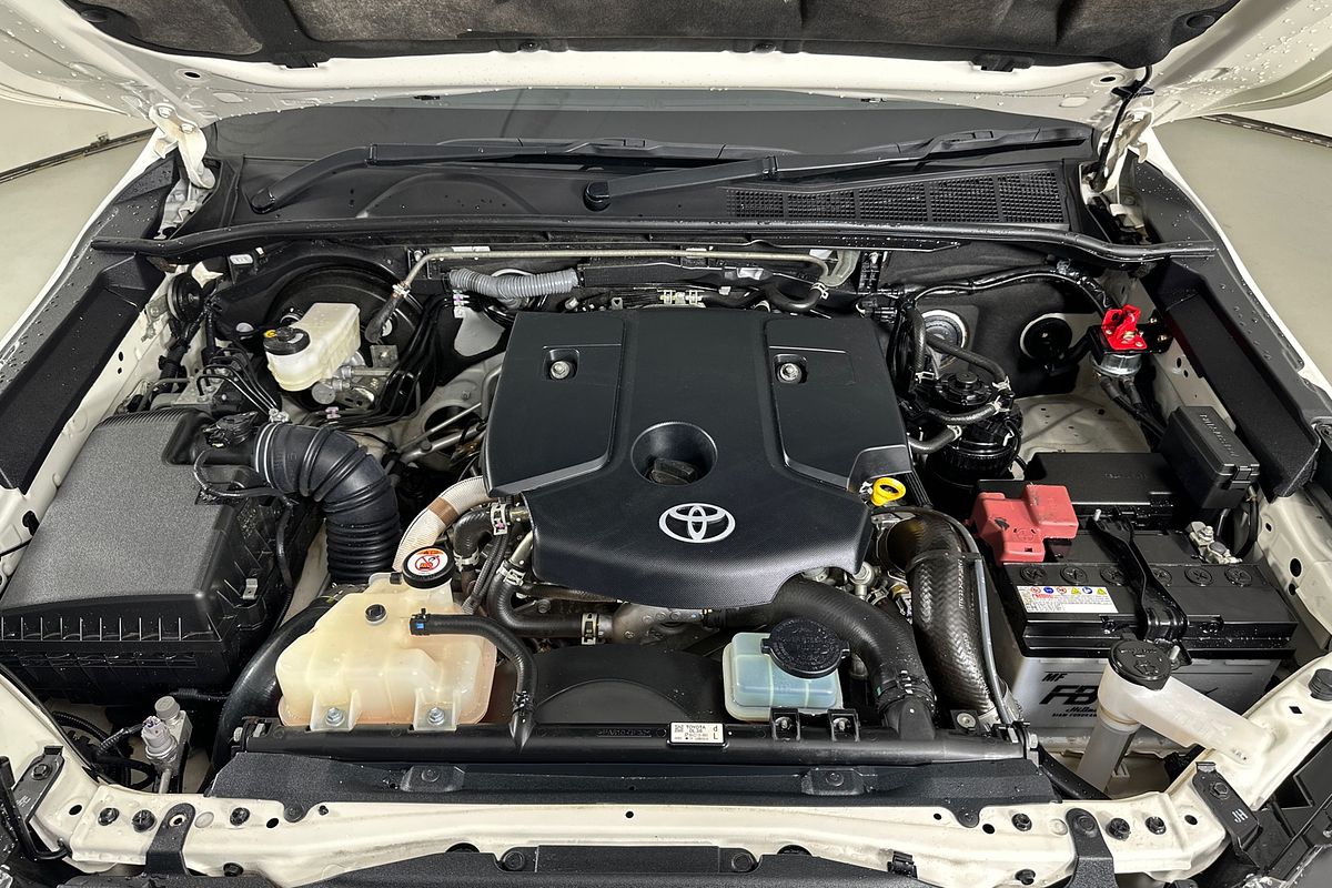 2024 Toyota HILUX SR (4x4) GUN126R 4X4