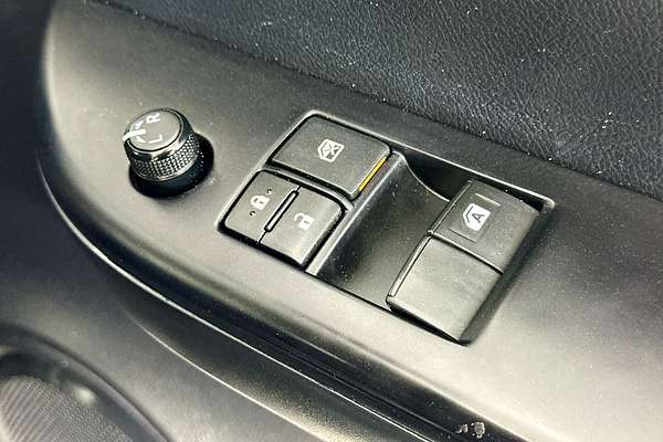 2019 Toyota Hilux SR (4x4) GUN126R MY19 UPGRADE 4X4