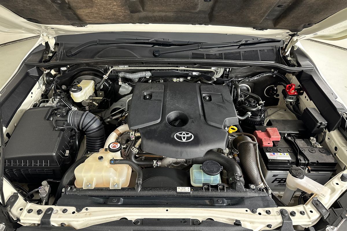 2024 Toyota HILUX SR (4x4) GUN126R 4X4