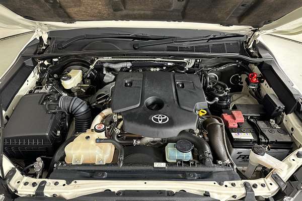 2024 Toyota HILUX SR (4x4) GUN126R 4X4