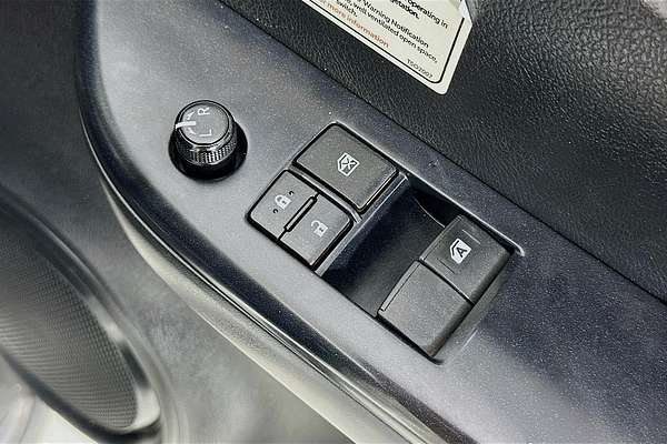 2022 Toyota HILUX SR (4x4) GUN126R 4X4