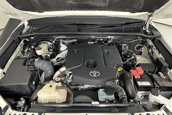 2024 Toyota HILUX SR (4x4) GUN126R 4X4