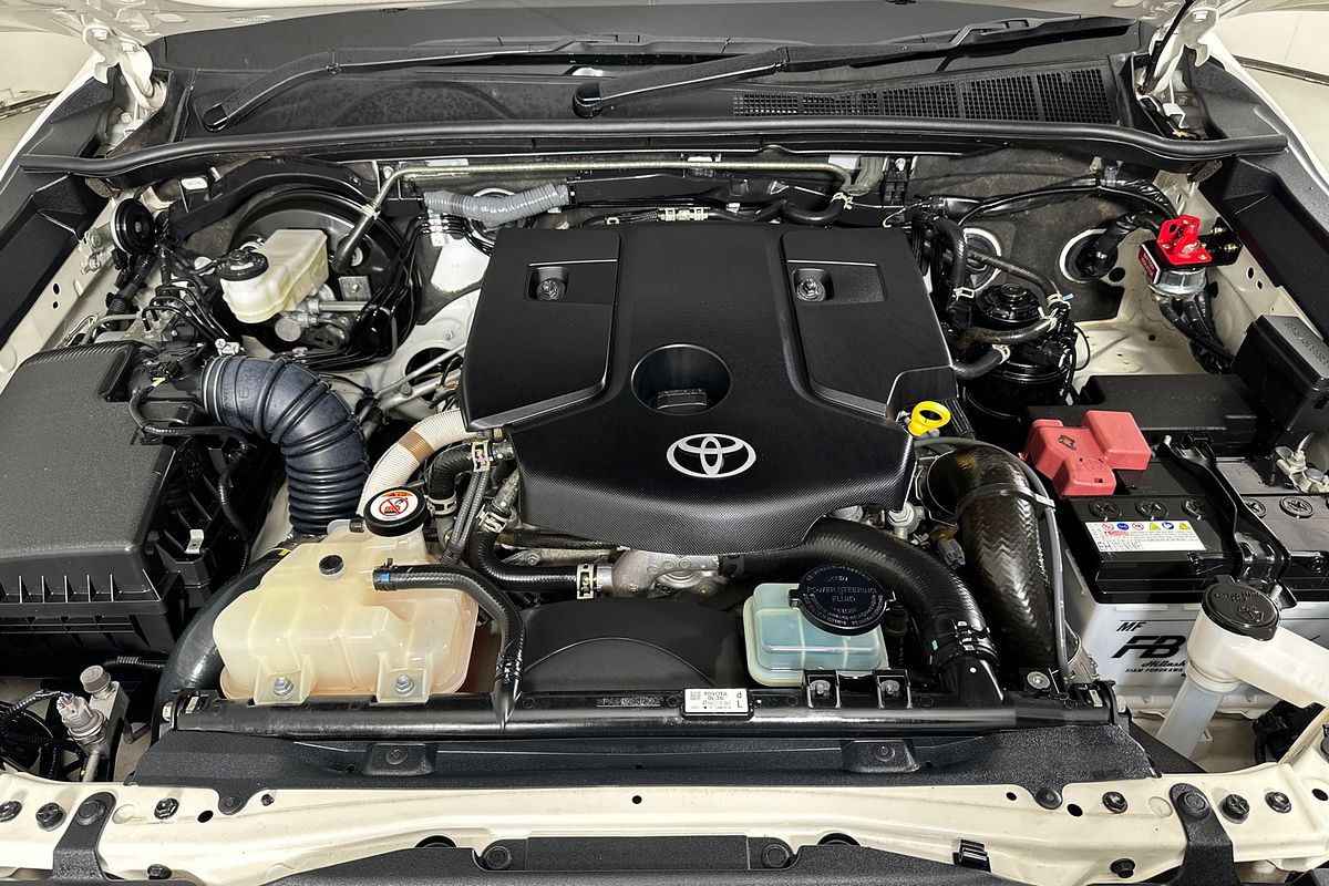 2024 Toyota HILUX SR (4x4) GUN126R 4X4