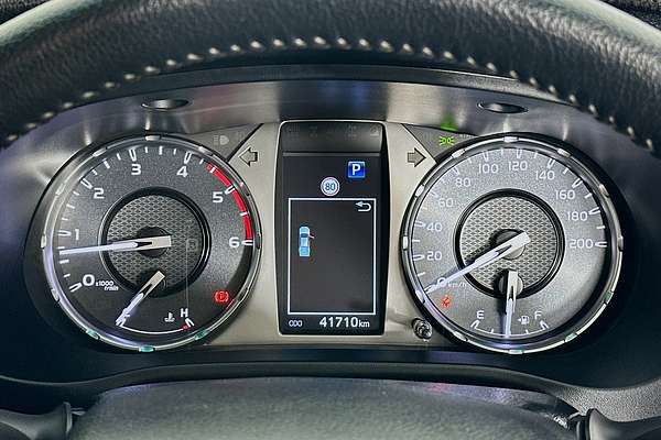 2022 Toyota HILUX SR5 (4x4) GUN126R 4X4