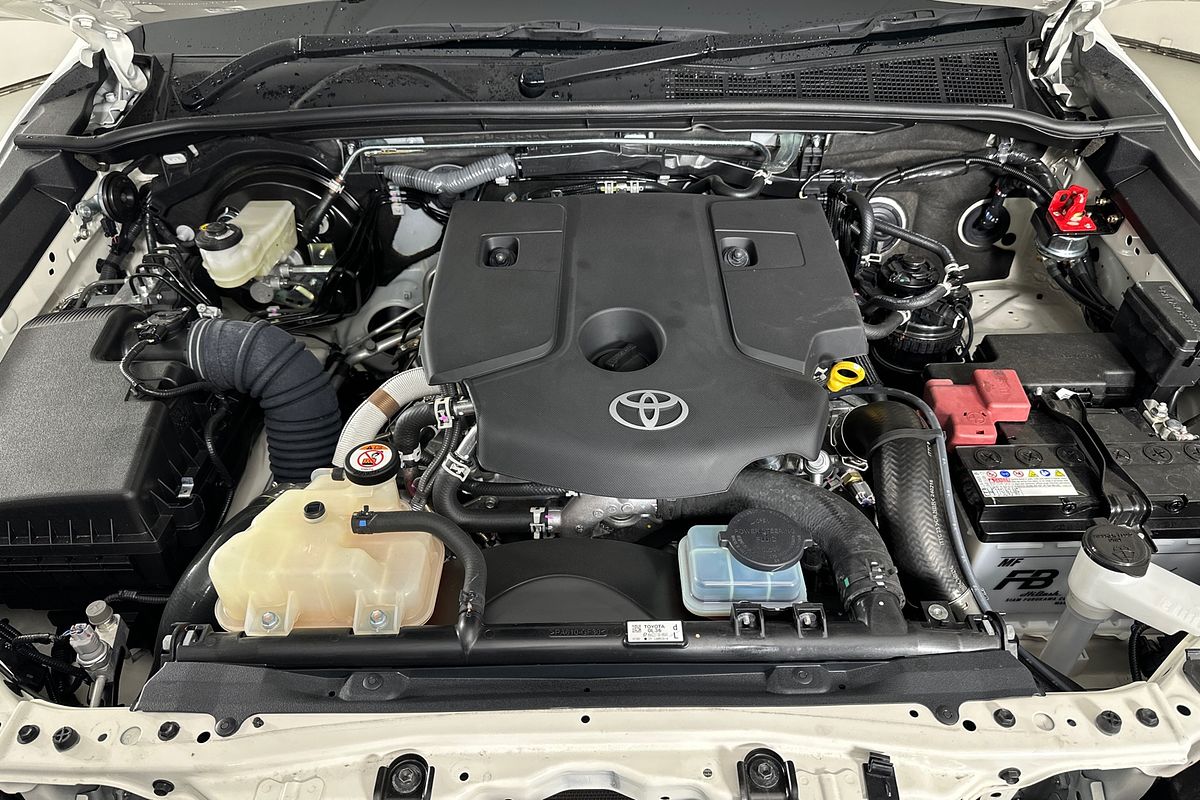 2024 Toyota HILUX SR (4x4) GUN126R 4X4
