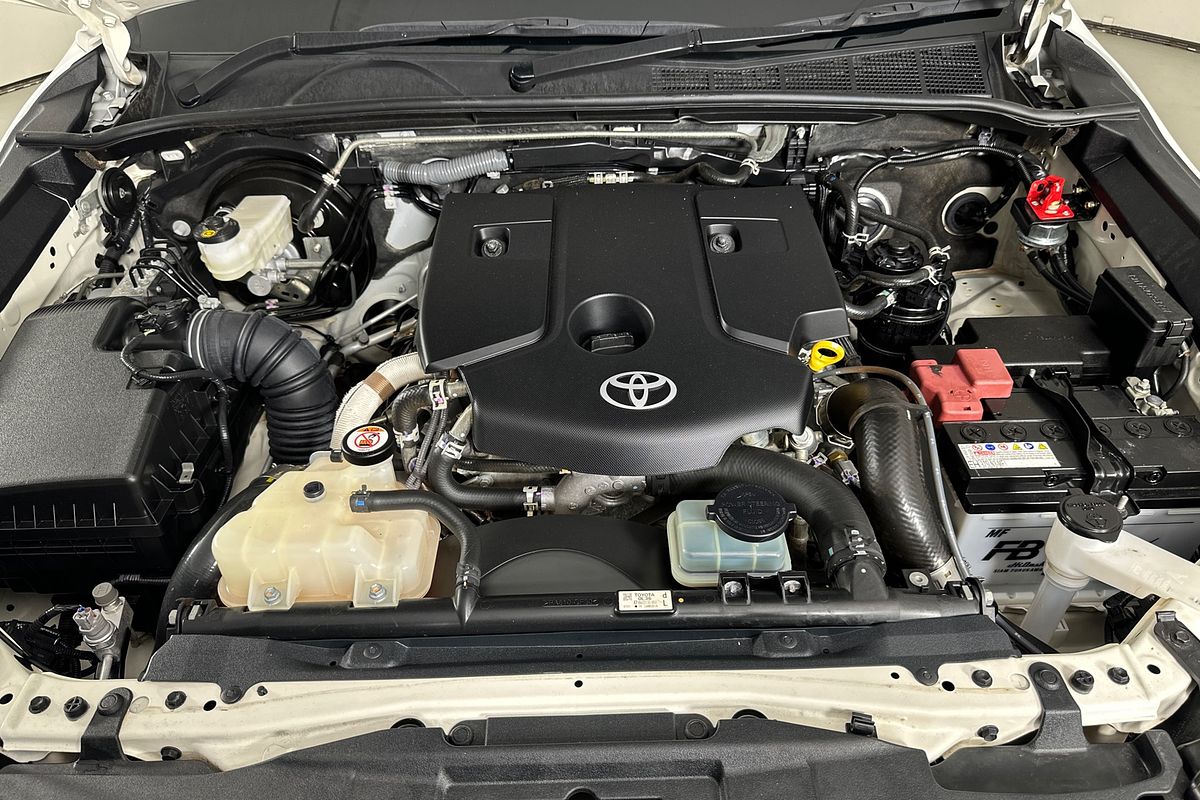 2024 Toyota HILUX SR (4x4) GUN126R 4X4