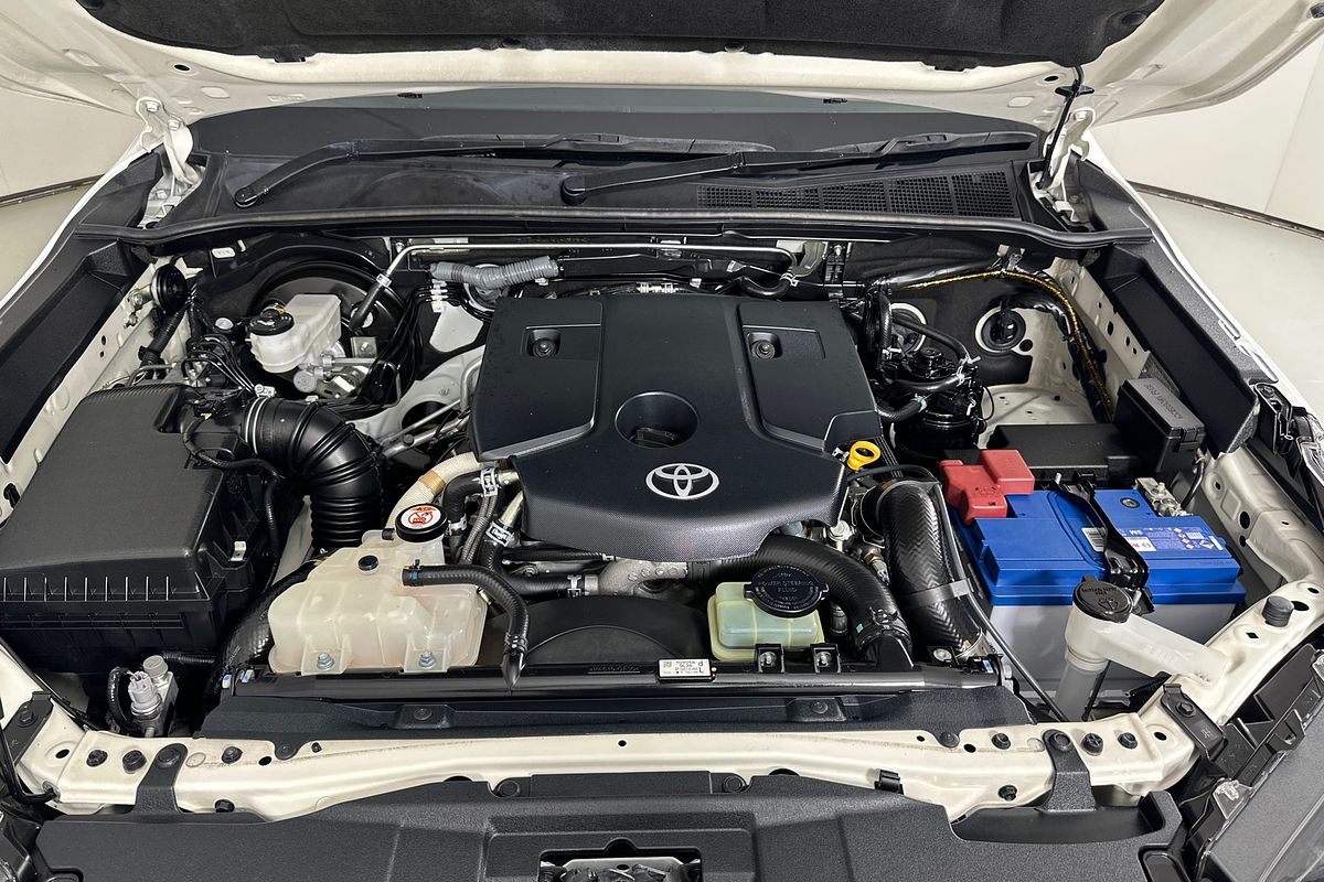 2021 Toyota Hilux WORKMATE (4x4) GUN125R 4X4