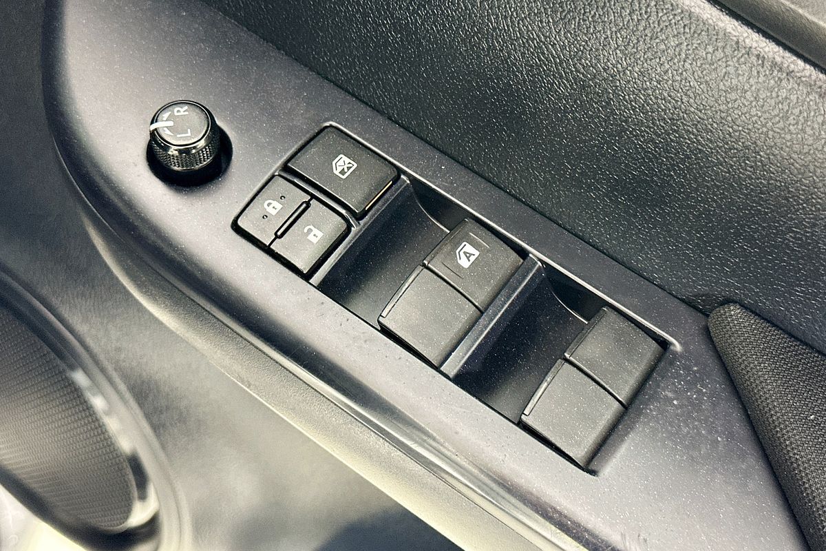 2022 Toyota HILUX SR (4x4) GUN126R 4X4