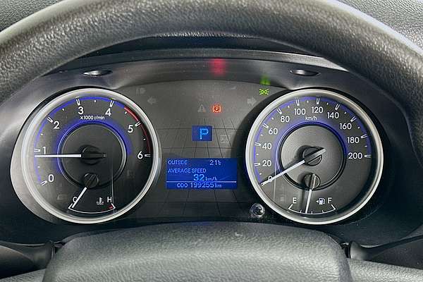 2017 Toyota HILUX SR (4x4) GUN126R 4X4