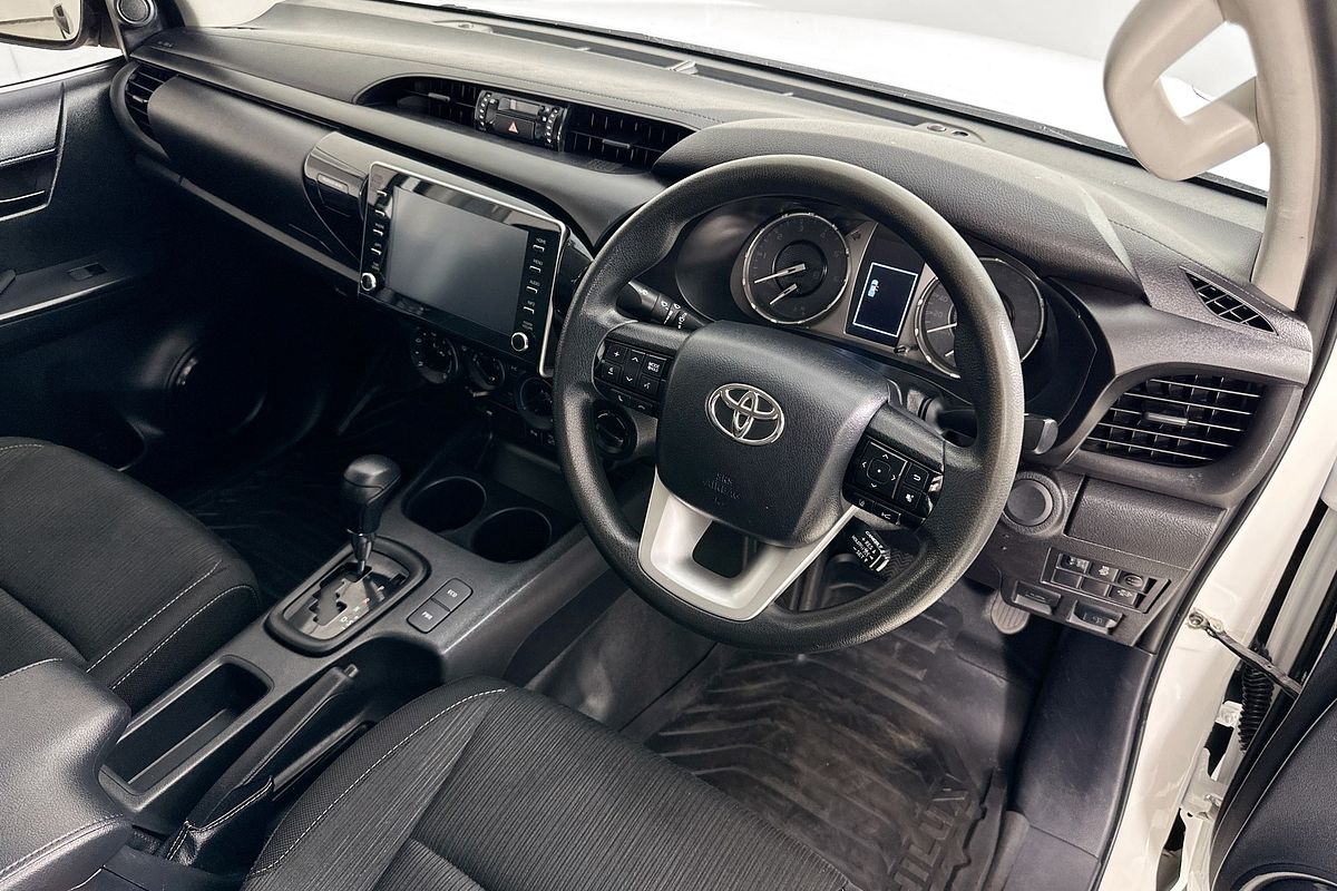 2022 Toyota HILUX SR (4x4) GUN126R 4X4