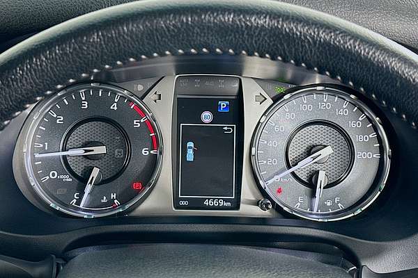2024 Toyota Hilux SR5 (4x4) GUN126R 4X4