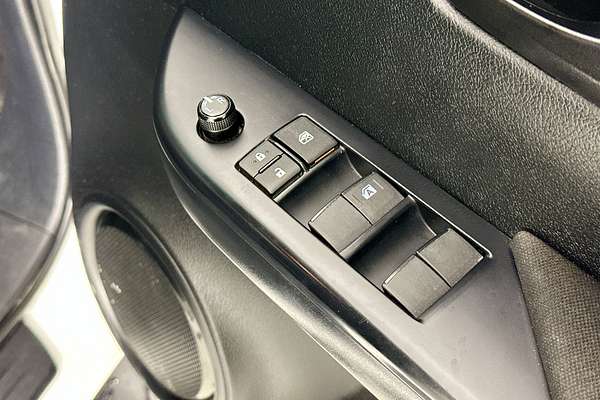 2023 Toyota HILUX SR (4x4) GUN126R 4X4