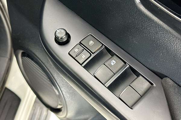 2024 Toyota HILUX SR (4x4) GUN126R 4X4