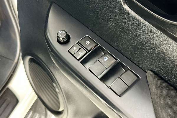 2022 Toyota HILUX SR (4x4) GUN126R 4X4